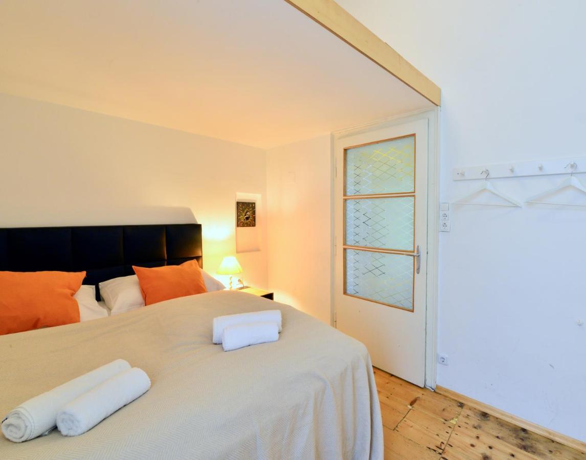 Stylish, Cosy & Central "Self-Check-In" Apartment فيينا المظهر الخارجي الصورة